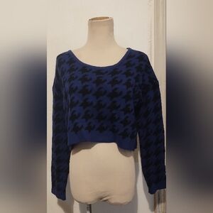 No label purple and black sweater